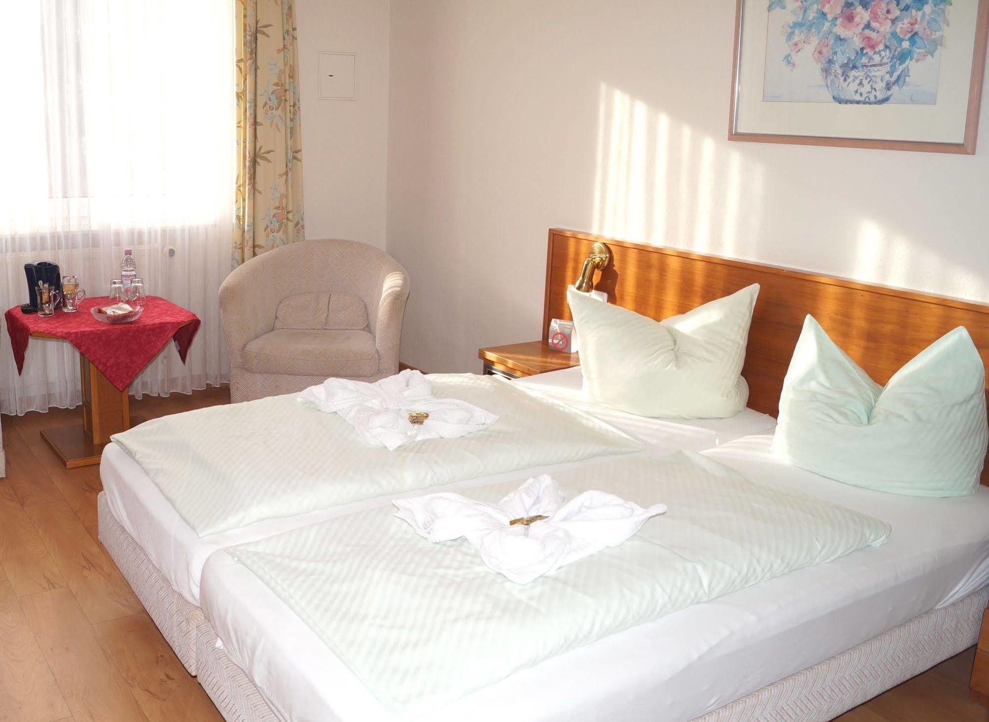 Regiohotel Germania Am Kurpark באד הרצבורג מראה חיצוני תמונה