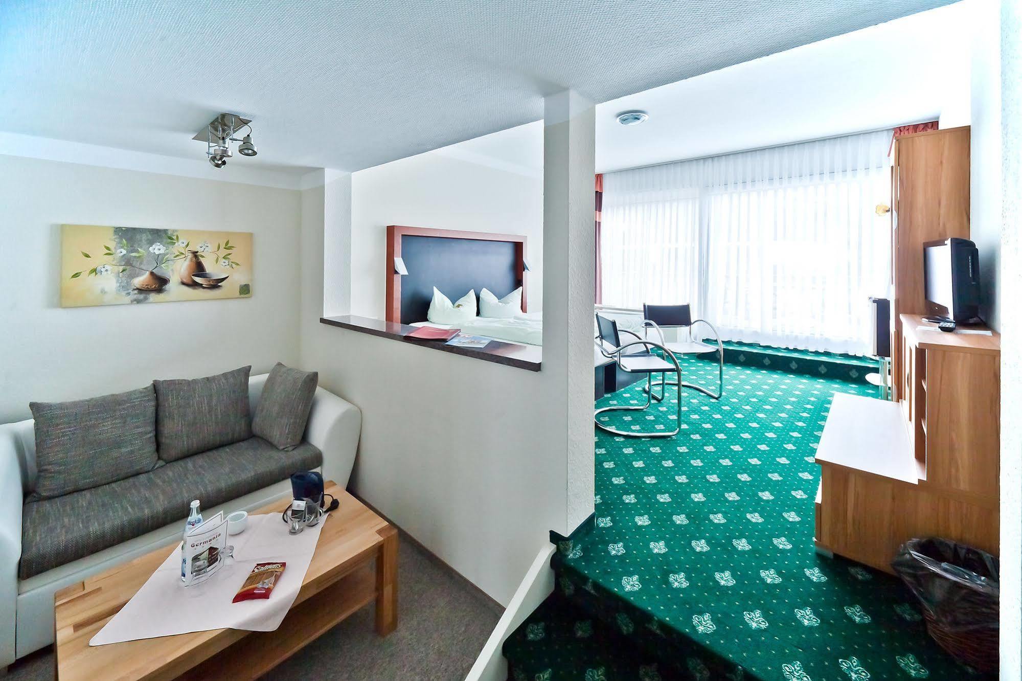 Regiohotel Germania Am Kurpark באד הרצבורג מראה חיצוני תמונה